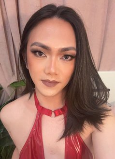 Femboy HOT Top & Bottom - Transsexual escort in Dubai Photo 4 of 6