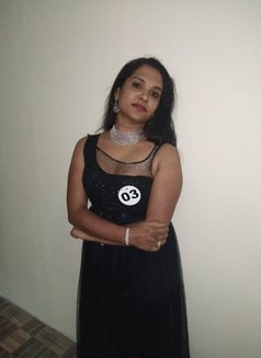 Femina - Transsexual escort in Chennai Photo 2 of 5