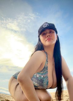 FEMININE CLASSY CURVY,🇵🇭BIGSOFTBODY - Transsexual escort in Dubai Photo 20 of 27