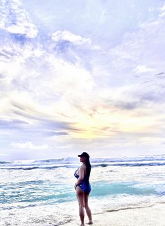 FEMININE CLASSY CURVY,🇵🇭BIGSOFTBODY - Transsexual escort in Dubai Photo 23 of 27