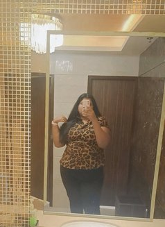Feminine Shemale Girl🫦 - Transsexual escort in Kochi Photo 7 of 7