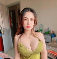 Fenni - escort in Cairo