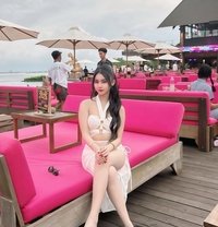 Fenny - escort in Bali