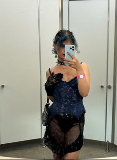 Feral Doll - Acompañantes transexual in Navi Mumbai Photo 2 of 5