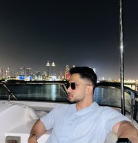 Ferdi - Male adult performer in Dubai