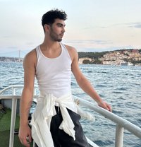 🇺🇿 Ferid 🇷🇺 - Male escort in İstanbul Photo 15 of 16