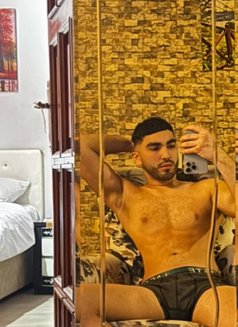 🇷🇺*Ferid**XXL**TOP*🇷🇺 - Male escort in İstanbul Photo 2 of 13