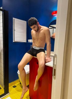 🇷🇺*Ferid**XXL**TOP*🇷🇺 - Male escort in İstanbul Photo 9 of 13