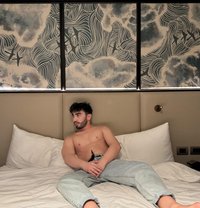 Feridcan - Male escort in İstanbul