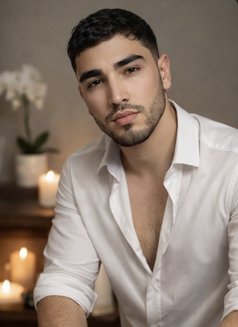 FeridcanTop🏻☘️ - Male escort in İstanbul Photo 7 of 17