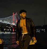Feridcan XXL Full Top🇹🇷 - Male escort in İstanbul Photo 1 of 8