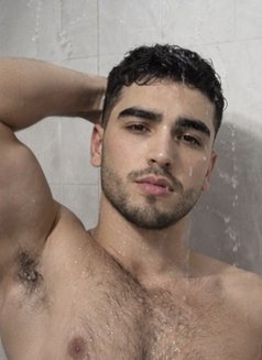 FeridcanTop🏻☘️ - Male escort in İstanbul Photo 17 of 17