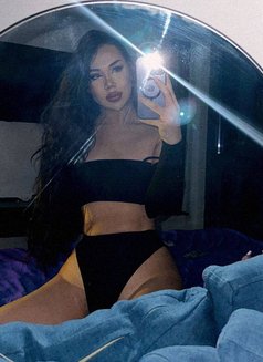 Feride Vip - Transsexual escort in Jeddah Photo 10 of 10