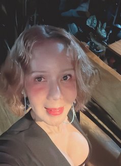 Fern - escort in Chiang Mai Photo 1 of 5