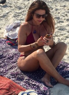 Fernanda Amaral - Transsexual escort in İstanbul Photo 8 of 12