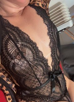 Fernanda - escort in Almada Photo 4 of 14