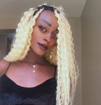 Fernanda - Transsexual escort in Nairobi Photo 1 of 6