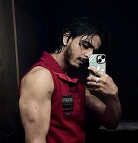 Feroz - Male escort in Dubai