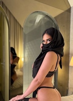 Ferra Arabia, Sexiest French Arabia - escort in Singapore Photo 3 of 5