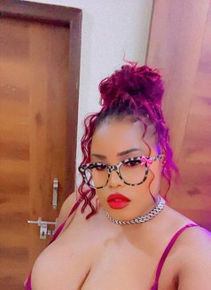 Feti - escort in Gurgaon Photo 2 of 12