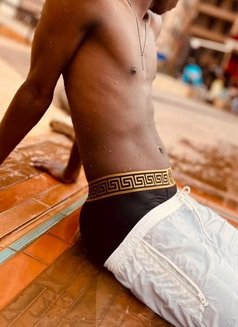 Fetish King - Acompañantes masculino in Nairobi Photo 1 of 3
