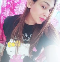 Kanika big activ dick - Acompañantes transexual in Mumbai Photo 25 of 28