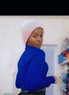 Feyi Riyadh exit 25 - puta in Riyadh Photo 3 of 9