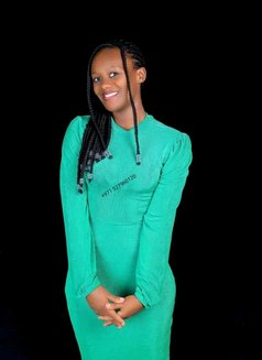 Feyi Riyadh exit 25 - puta in Riyadh Photo 6 of 9