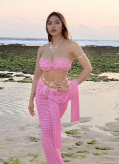 Fey Lyn - escort in Bandung Photo 6 of 8