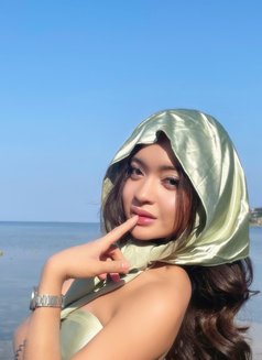 WILDEST DREAMS - Transsexual escort in Manila Photo 8 of 9