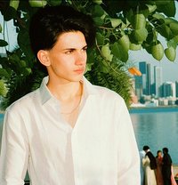 Fezzy - Male escort in Mumbai