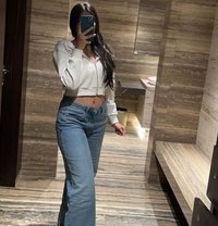 ꧁꧂LUXURY HIGH PROFILE CALL GIRLS 24X7 ꧁꧂ - puta in Gurgaon