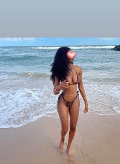 Fhalila - escort in Lomé Photo 4 of 5