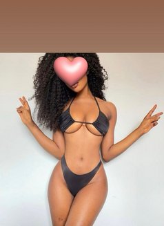 Fhalila - escort in Lomé Photo 5 of 5