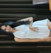 Fhara - escort in Bali