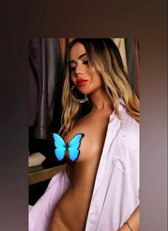 🦋 Fi̇li̇z 🦋 - Transsexual escort in İstanbul Photo 22 of 25