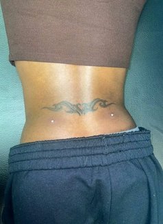 Fidelis - escort in Nairobi Photo 3 of 3