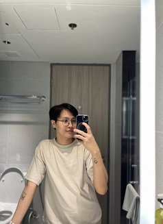 Fifi - Male escort in Bangkok Photo 5 of 6