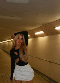 Fil/Aussie Domn. Lets Party. - Acompañantes transexual in Hong Kong Photo 19 of 27