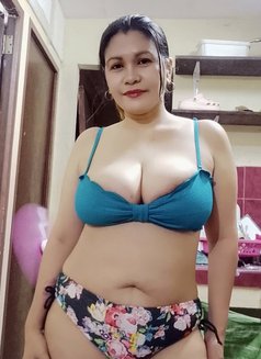 Filipina 40 Y. O. Milf / Camshow / Video - escort in Manila Photo 11 of 30