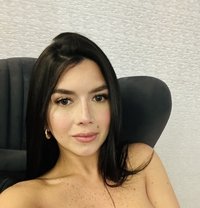 Filipina/Irani Ts Irish - Transsexual escort in Abu Dhabi