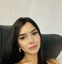 Filipina/Irani Ts Irish - Transsexual escort in Abu Dhabi