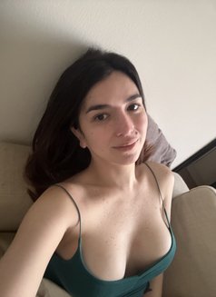 Filipina/Irani Ts Irish - Transsexual escort in Abu Dhabi Photo 20 of 24
