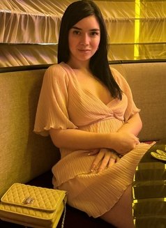 Filipina/Irani Ts Irish - Acompañantes transexual in Abu Dhabi Photo 4 of 28