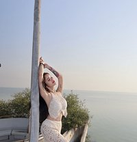 Your sweet asian chck - escort in Dubai Photo 16 of 18