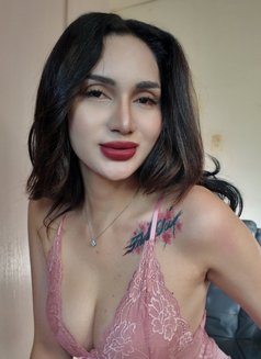 Filipina-spanish - Transsexual escort in Cebu City Photo 14 of 16