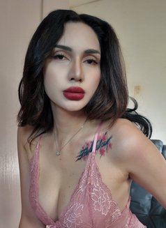 Filipina-spanish - Transsexual escort in Cebu City Photo 16 of 16