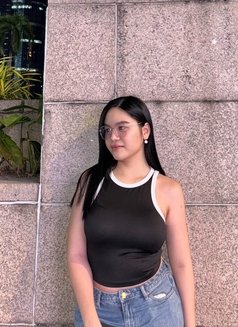 Latina Filipina now in Taipei - escort in Taipei Photo 11 of 11