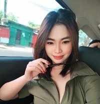 Filipina VIP escort agency Sativa pink - masseuse in Manila