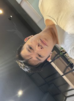 🇵🇭 Filipino Massage Therapist - Masajista in Al Manama Photo 4 of 4